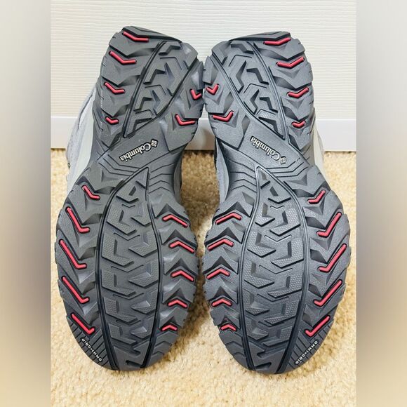 NWT Columbia Women's Crestwood™ Mid Waterproof Hiking Shoe in Graphite Sz 7.5 - Picture 10 of 11